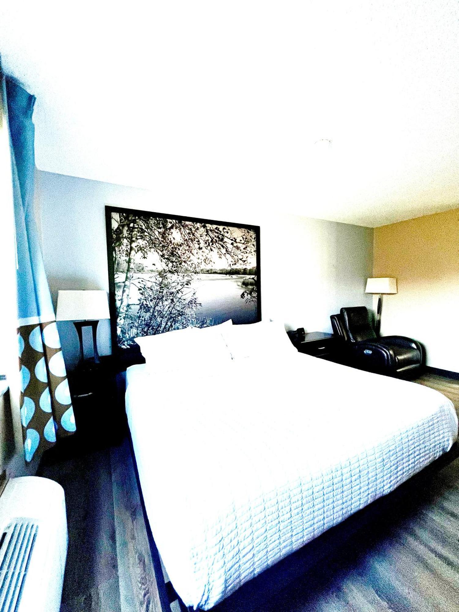 Super 8 By Wyndham Estherville Exterior photo